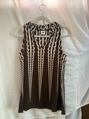 CAbi Brown & Cream Graphic Scallop V-Neck Top